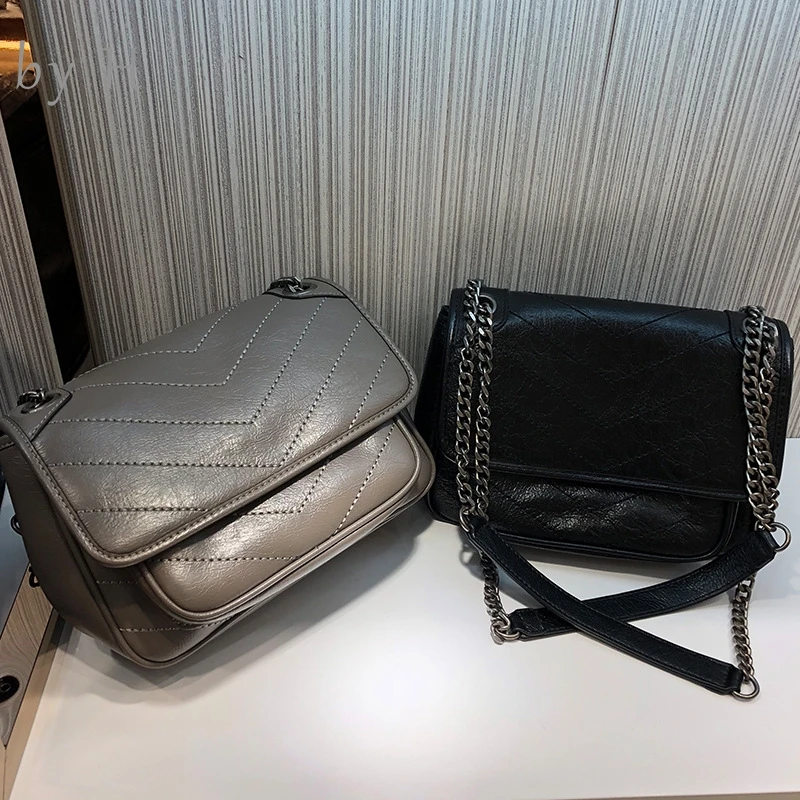 

by H 2019 new Large Shoulder Bag Women Travel Bags cow leather Quilted Bag Female Luxury Handbag Women Bags Designer Sac A Main