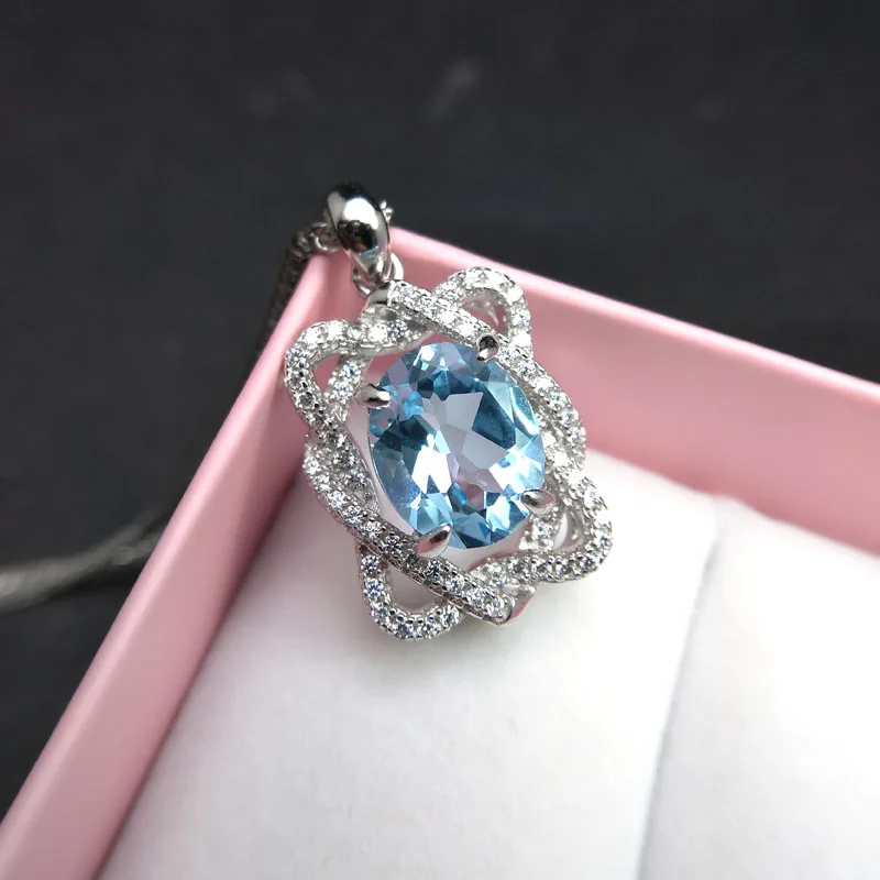

2018 Natural Blue topaz oval 9*11mm 4.5 shinning pendant with chain 925 sterling silver heart design best gift for women girl