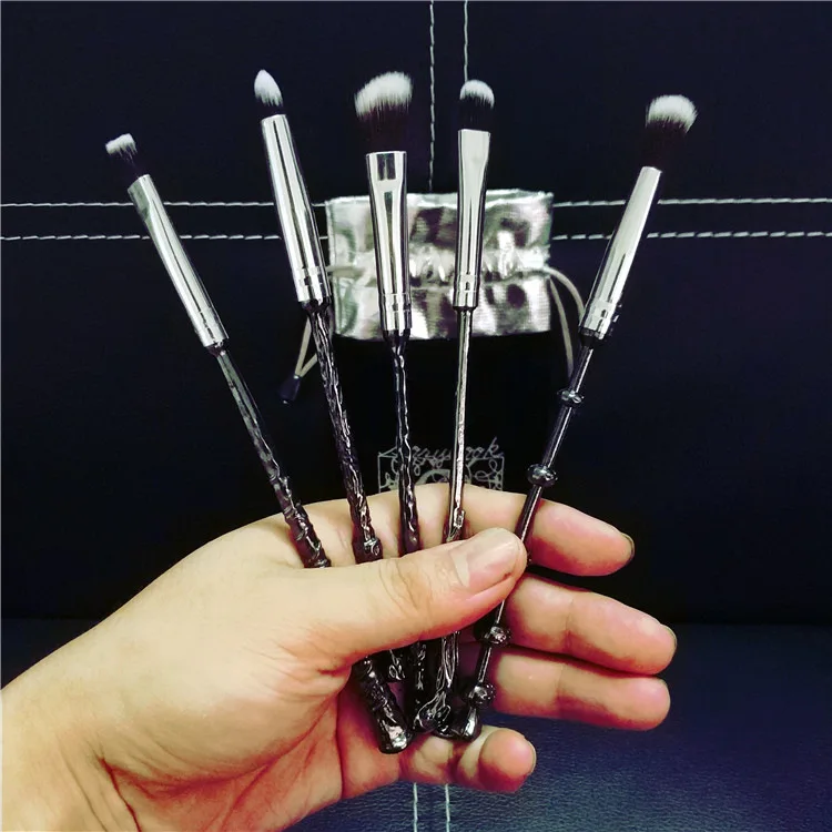

Harry Potter 5 pieces of metal magic wand suit action figures toy Gifts for girls Christmas gifts