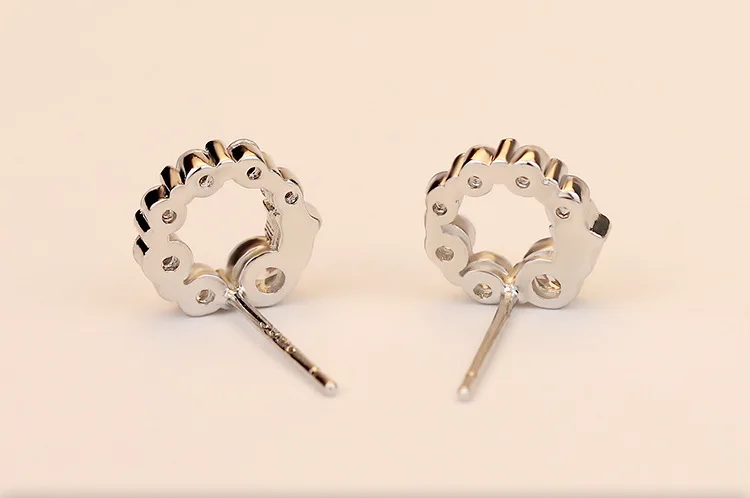 8851345759_350084242