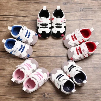 

Spring and Autumn 0-1 years old boys and girls baby two-color striped rubber bottom non-slip baby toddler shoes