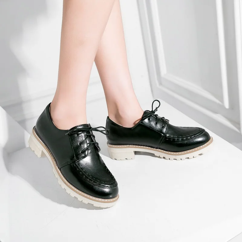 Women Boat Shoes Plus Size 34-43 Gladiators Lace Up Flat Shoes Women Casual Shoes For Women Fashion Designer Light Shoes Ladies