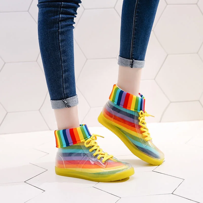 

SMTZZJ 2019 Brand Designer Crystal Flats Women Colorful Soft Beach Boots Cover Shoes transparent Waterproof Protector Rain Wear
