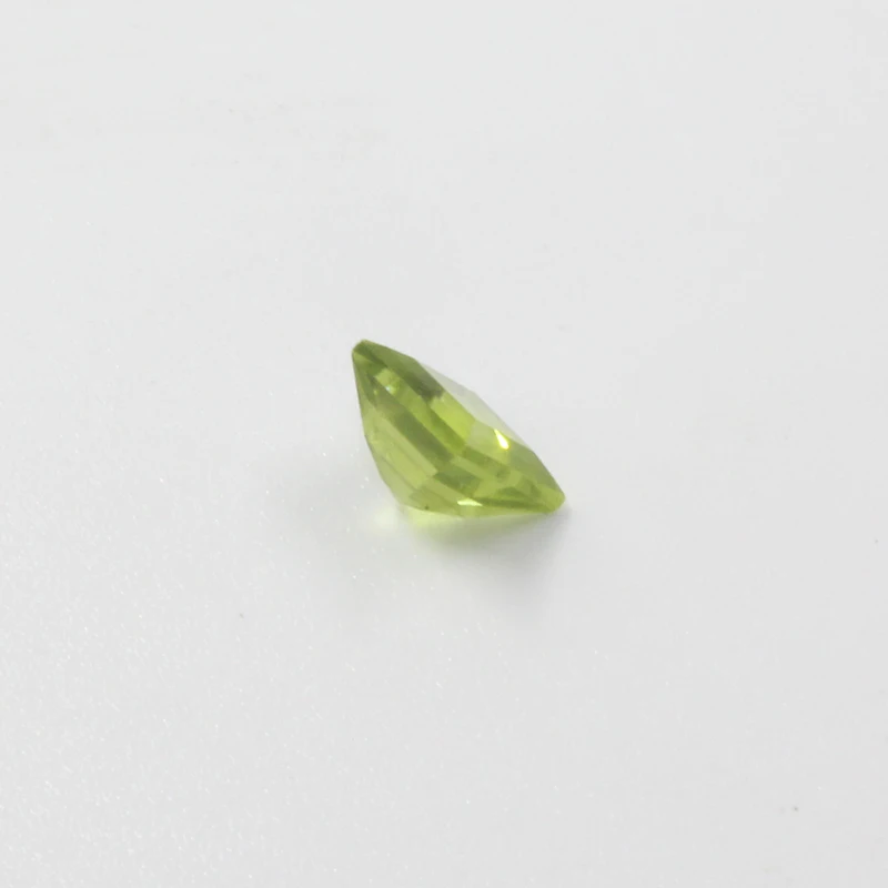 Exorcism gemstone of Egypt natural peridot gemstone 6 mm princess square cut peridot loose price beads