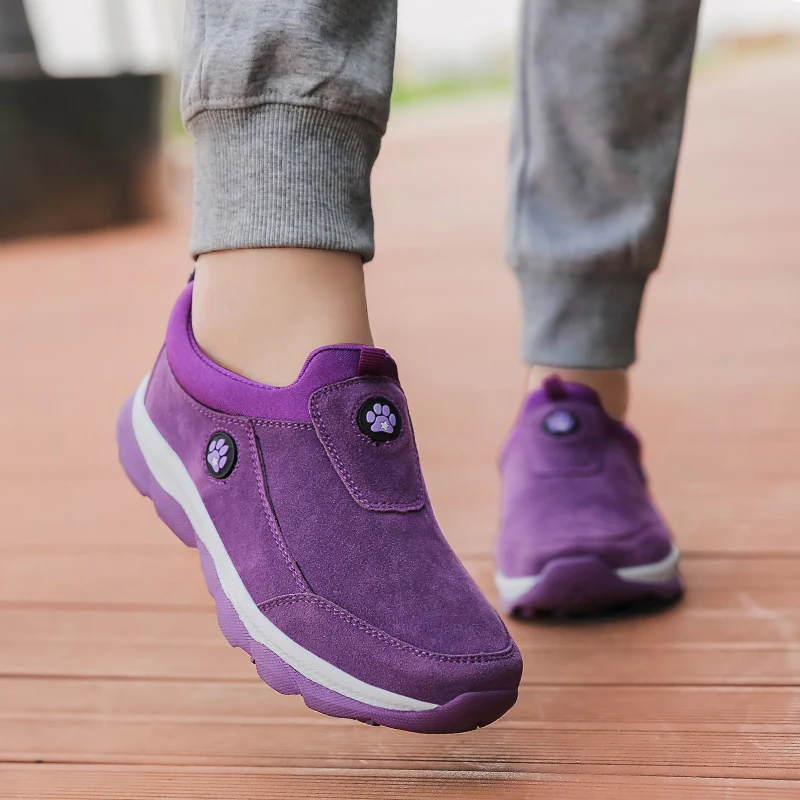 Couples Hiking Shoes Spring Autumn Mens Slip-On Sneakers Black Purple Mountain Sneakers Women Comfortable Walking Shoes