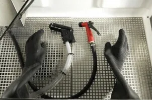 HOLDWIN высококачественные резиновые черные пескоструйные перчатки в полоску абразивные пескоструйные перчатки для взрывного шкафа 65*30 см