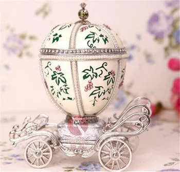 

Christmas gift Music Box Eggshell handmade arts Royal Style Cenderella Pumpkin Carriage Musical Box Wedding for Women Girl Kids