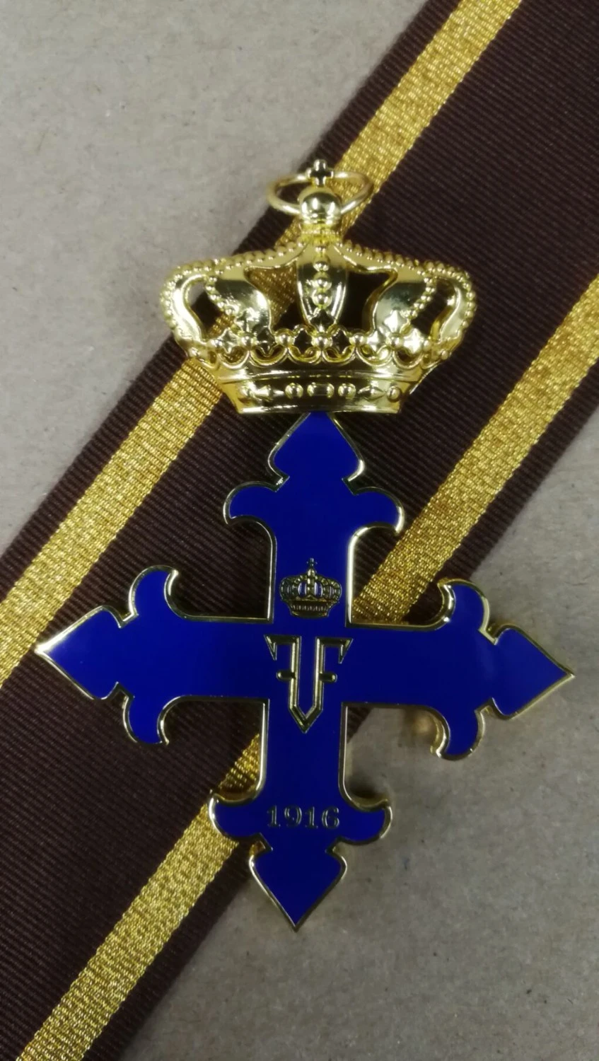 Romanian Order of Michael the Brave 2nd Class Commander's Cross Romanian Order of Michael the Brave 2nd Class Commander's Cross