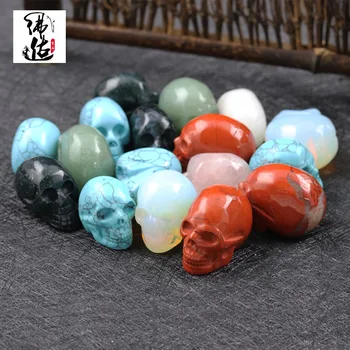 

Natural Crystal Skull Gem Sculpture Halloween Decoration Horror Crafts Arrangements