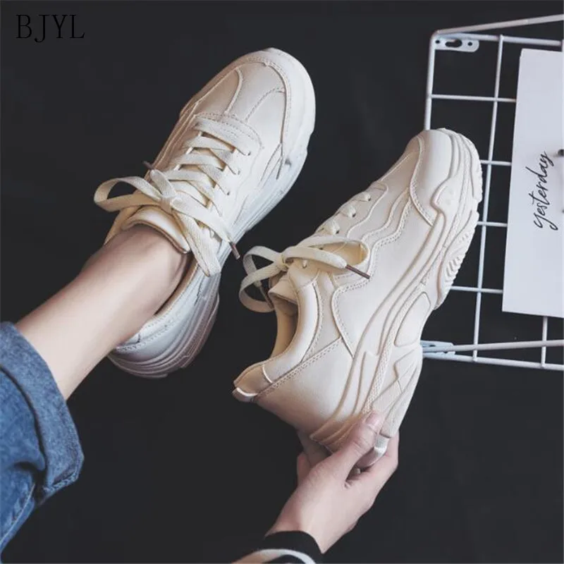 

BJYL 2019 Comfortable New Women Sneakers Summer Mujer Breathable Casual Ladies Flat Shoes Chaussures Femme Tenis Feminino B21