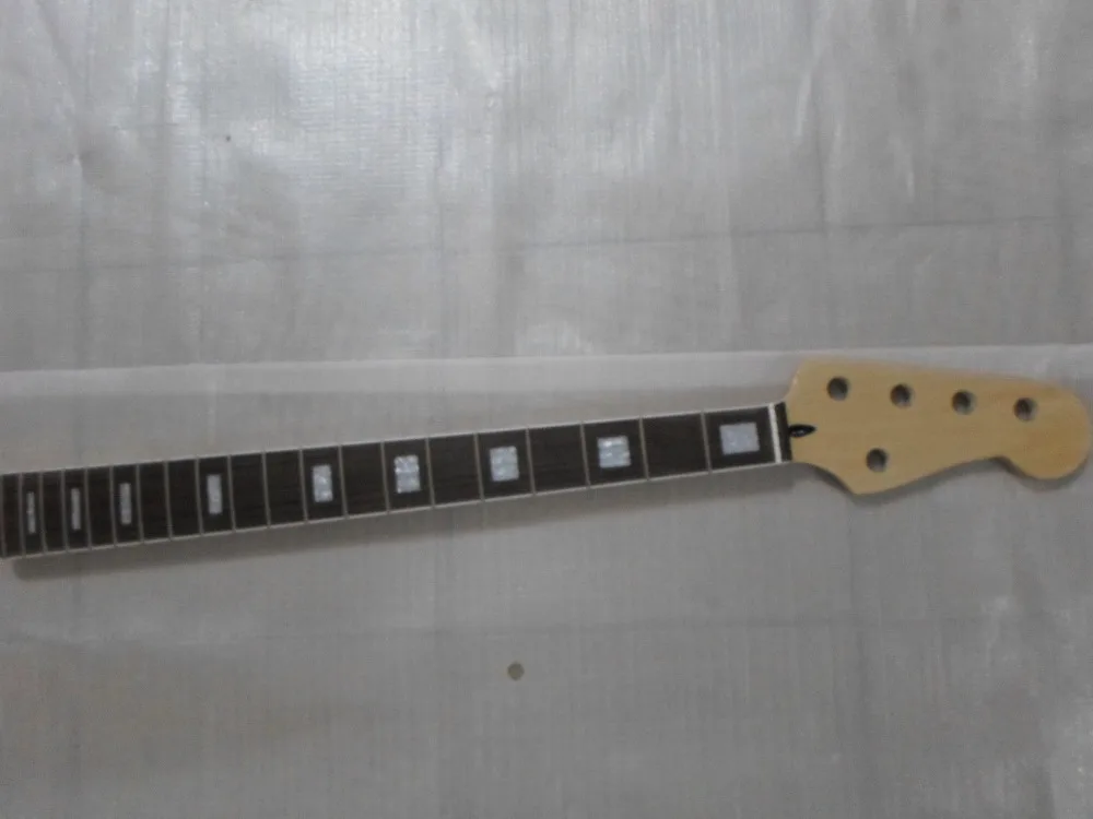 

Guitar bass Neck maple 5 string 20 fret rosewood fingerboard Replacement