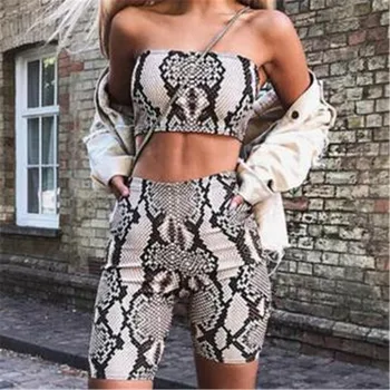 

2019 Fashion Women Two-piece Set Classic Snake Crop Top Shorts Outfit Fashion Women's Snake Printed Two pieces Outfits Set