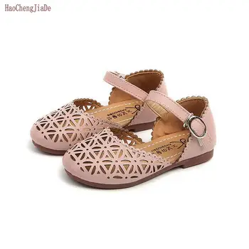 

2018 Summer Fashion Children Shoes Girls Sandals Cutout Princess Girls Flat Soft Cute Closed Toe Kids Sandal Girls Single shoes