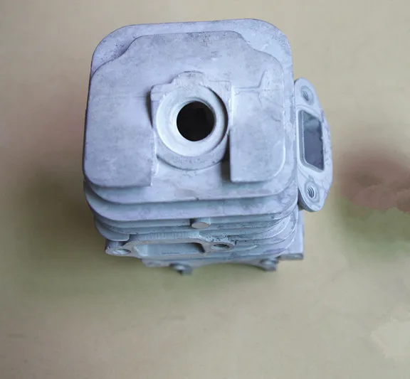 

Cylinder head only 39mm for Echo Chainsaw CS350 CS-350WES CS-350T CS350TES CS-351 Chain saw replacement