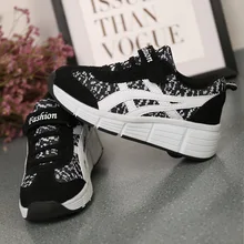New Arrive 2017 Children Genuine Leather Men and Women Button Automatic Sports Roller Shoes with Wheels Breathable Sneakers