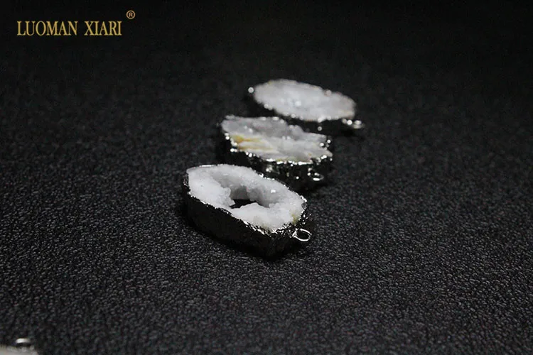 Wholesale 2 Circle Natural Unique Drusy Crystal silvery Plated Geode Stone Pendant DIY Necklace Earring For Jewelry Making