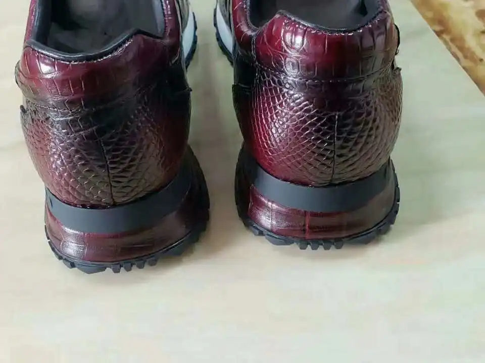 Рисунок 5 - Мужские крокодиловые туфли из натуральной кожи