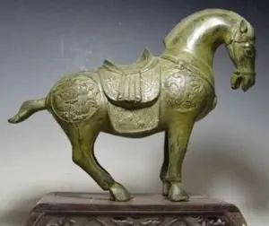 

the beautiful bronze horse statue sculpt (A0314)