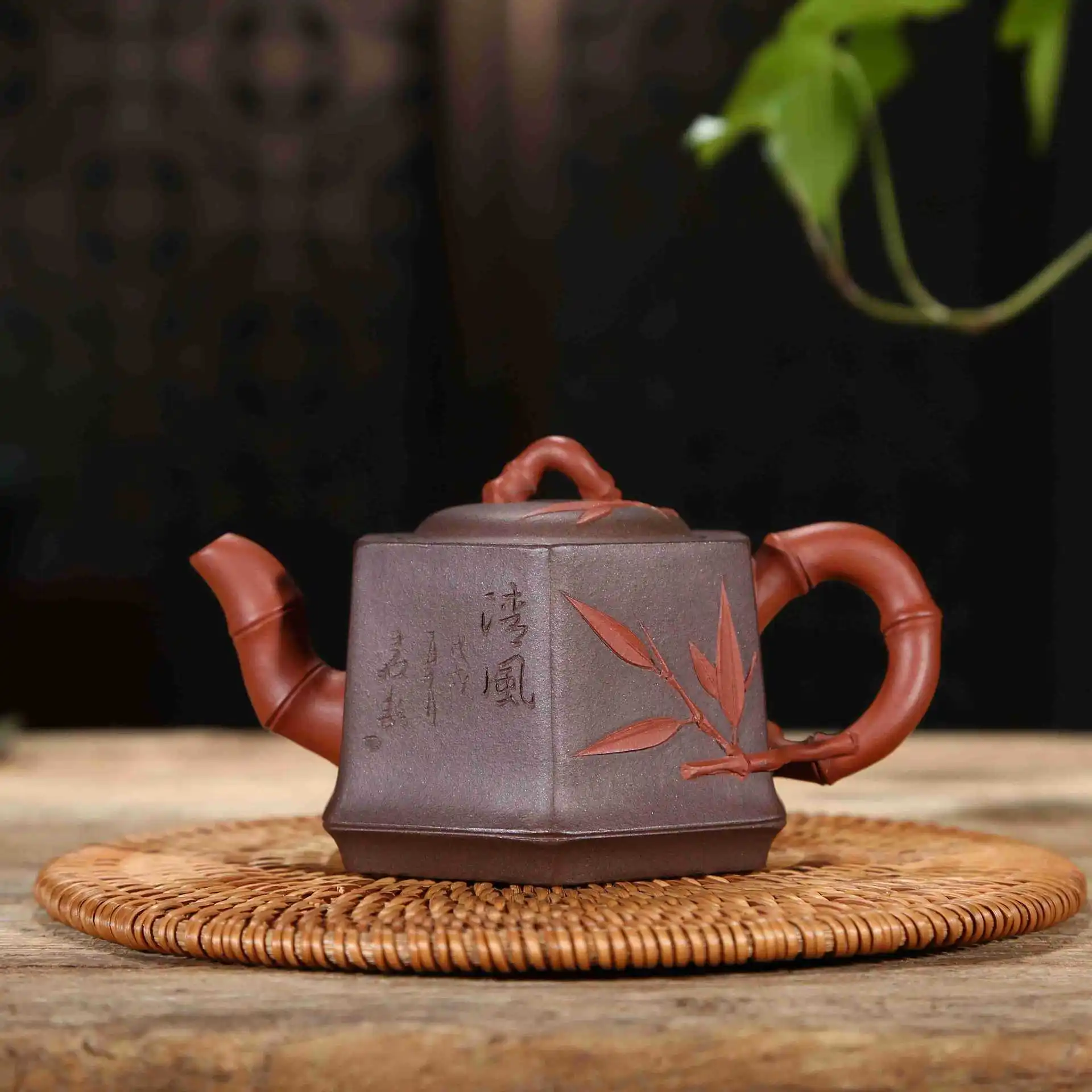 

Enameled Pottery Teapot Famous Manual Make Raw Ore Two Colors Of Purple Clay Six Square Bamboo Pot A Piece Of Generation Hair