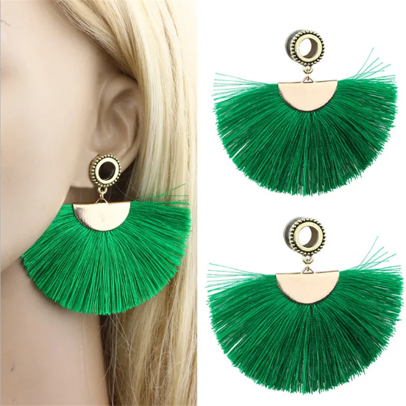 

1PCS 2019 New Stainless Steel Tassel Ear Plugs And Tunnels Flesh Women Men Earrings Body Piercing Vingtage Ear Tunnel Jewelry