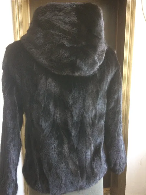 

Genuine Real Piece Mink Fur Coat Jacket With a Hood Winter Women Fur Outerwear