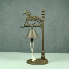 Vintage hierro fundido caballo campana de escritorio Metal antiguo mancuerna adornos accesorios artesanales para la colección de arte y la decoración de la cocina