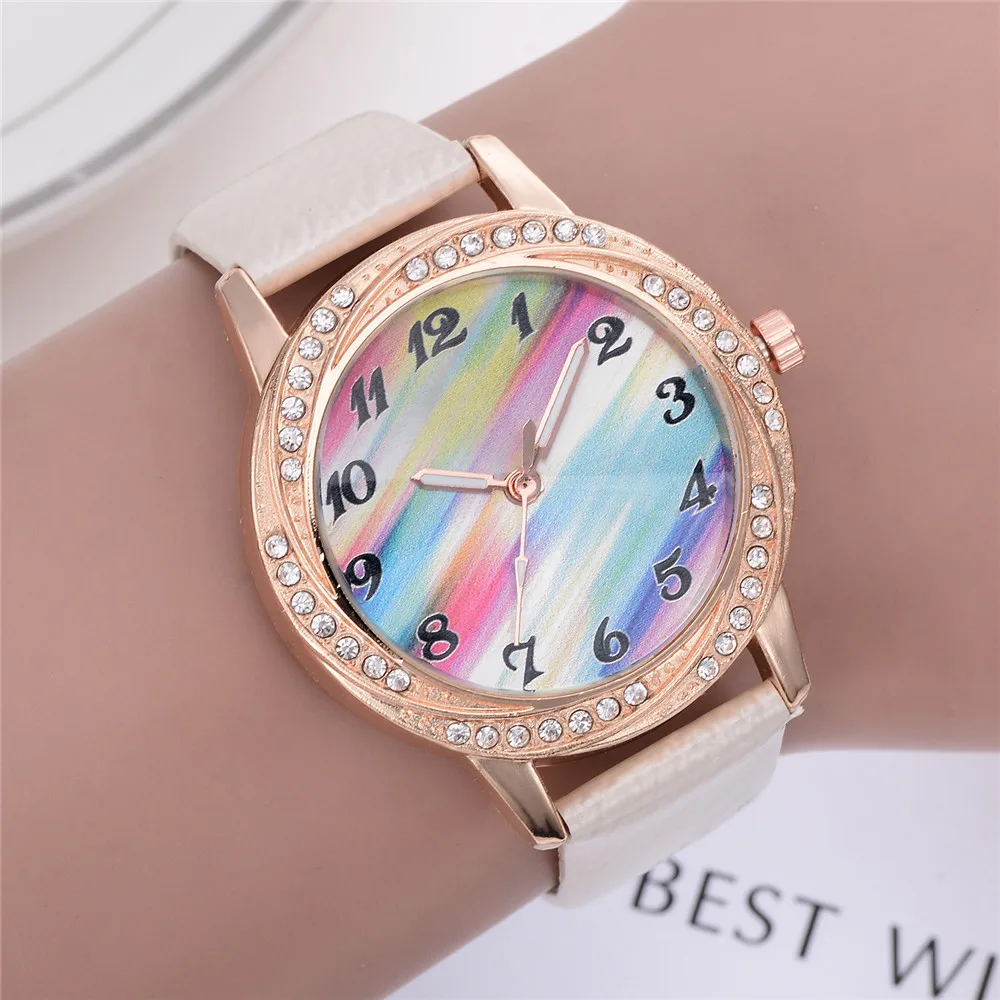 Retro Design Leather Band Analog Alloy Quartz Wrist Watch Fashion