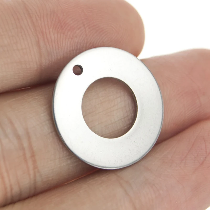 

Risul DIY 20mm 0.8" punch inner hole circle annulus circular ring small tags Pendant steel 100pcs wholesale bulk charms