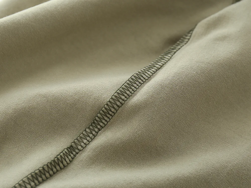 9597805088_2068599042