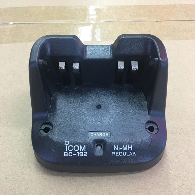 

Only base top desk charger BC-192 for ICOM IC-F3003 F3002 F4001 F3101 V80 V8E etc walkie talkie for NI-MH battery