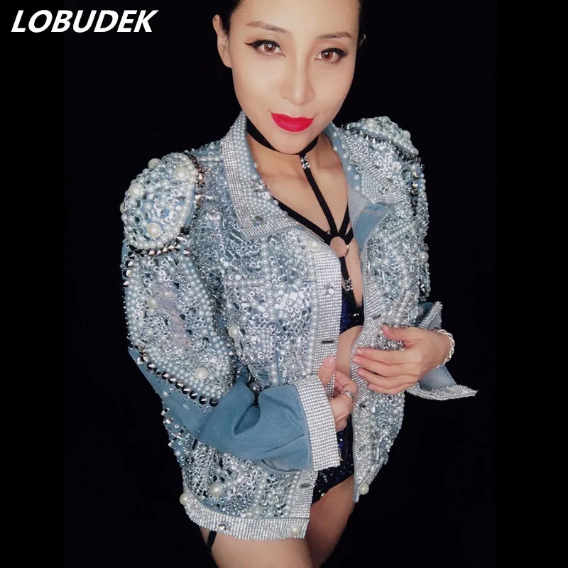 

Blue Pearls Crystals Denim Jacket Female Costume Shining Rhinestones Beading Tide Fashion Jeans Nightclub Stage Outfit Outerwear