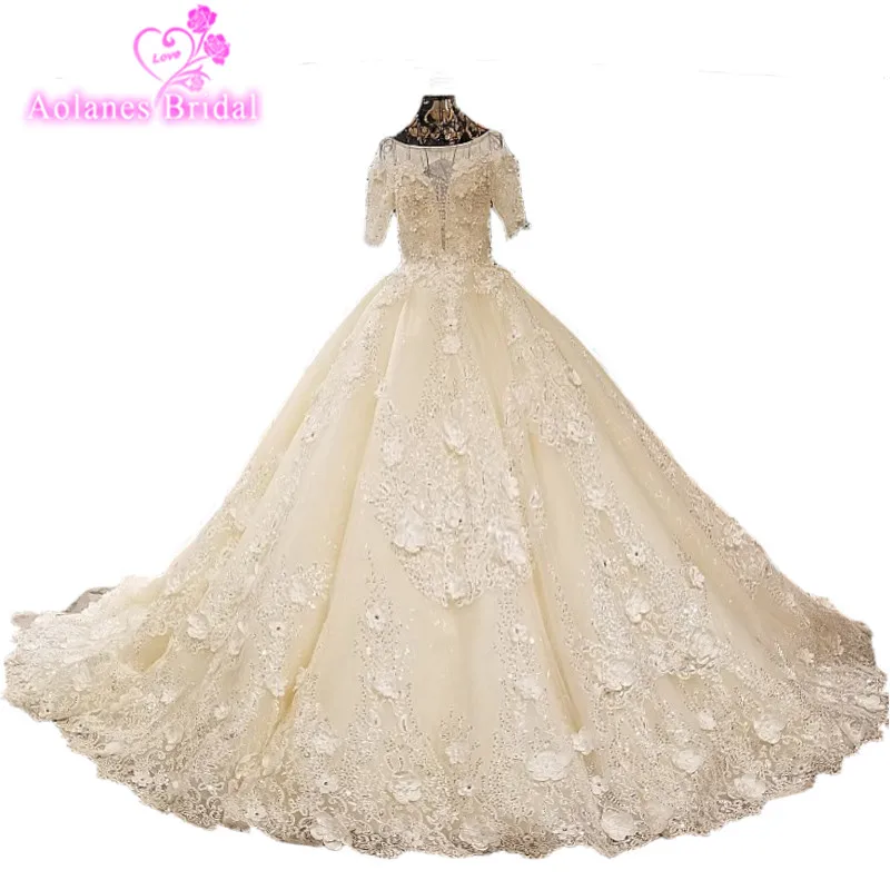 

2018 Champagne Short Sleeves Wedding Dress Lace Scoop Cathedral Train Backless Ball Gown Vestido De Noiva China Bridal Gowns