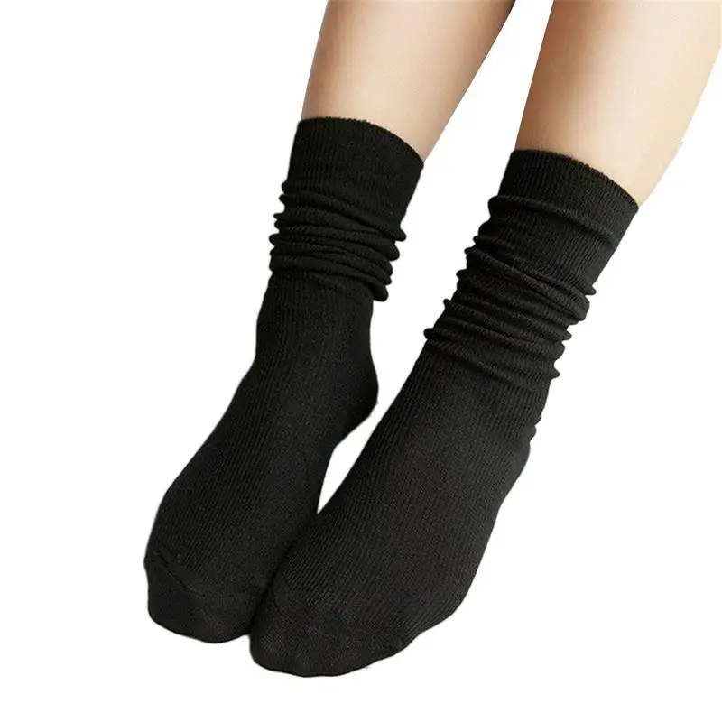 1 пара, новые милые носки Kawaii, женские красные однотонные мягкие дышащие хлопковые носки, Повседневные Удобные носки по щиколотку, модный стиль - Цвет: Черный