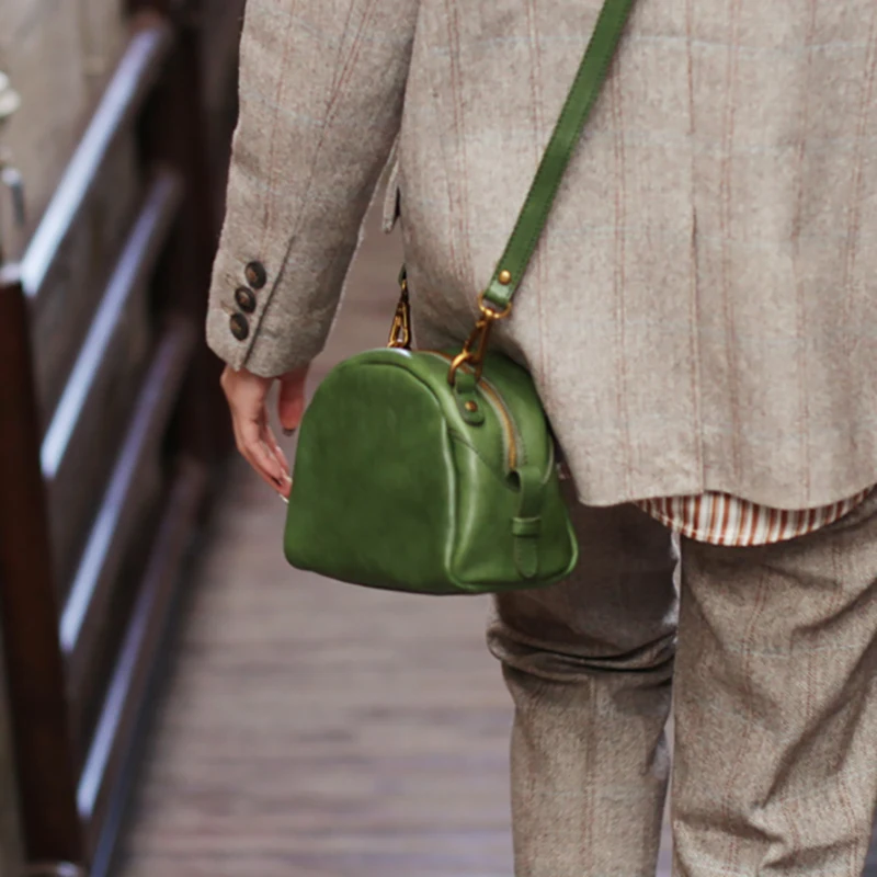 AETOO  women's bag, leather small shell bag, handmade cowhide retro foreign gas crossbody bag