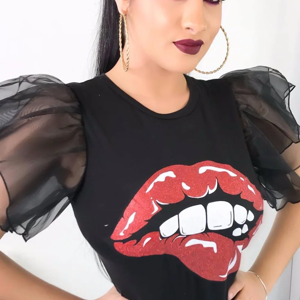 (32)