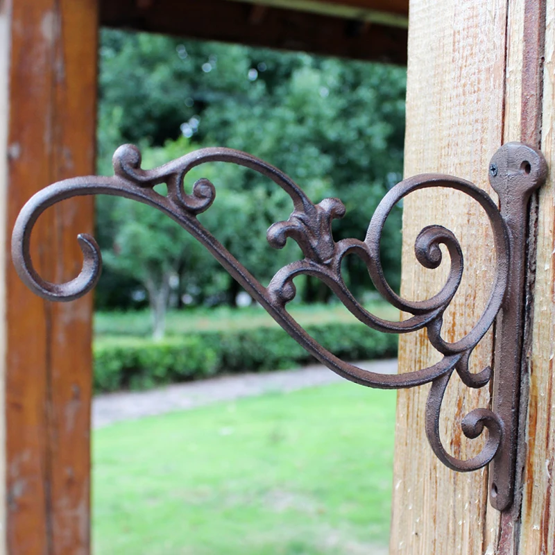 

European Antique Cast Iron Home Garden Flower Basket Hanging Holder Hook