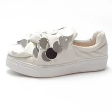 Блестящие белые туфли на плоской подошве с бантом; женские повседневные удобные эспадрильи без застежек; женские лоферы ручной работы; женская обувь без задника