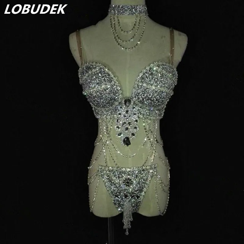 

Sparkly Silver Rhinestones Bikini Nightclub Women DJ Singer Stage Costume Sexy Bra Shorts 2 Piece Pole Dancing Show Dance Wears