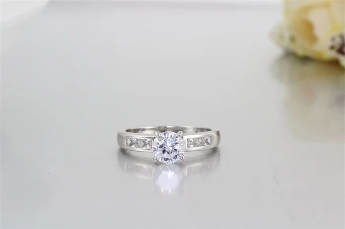 Four Claw Set Round Clear Cubic Zircon and Square CZ Accent White Gold Color Engagement Wedding Rings for Women Jewelry Bague|engagement wedding