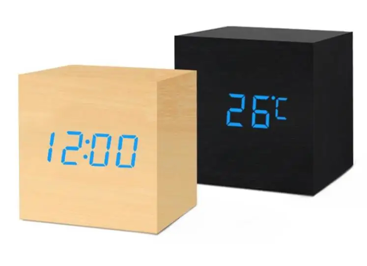 

Mini wooden clock, personalized voice control,Digital simulation clock, silent slacker night light alarm clock 60x60x60mm