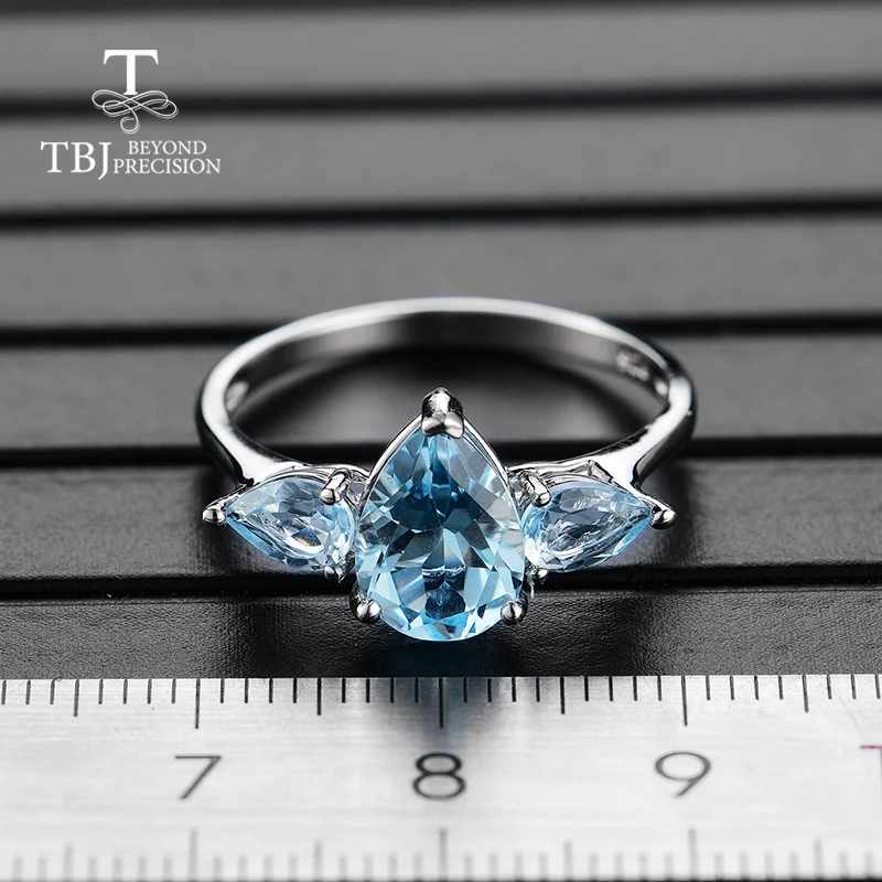Женское кольцо с небесно голубым топазом TBJ серебряное драгоценным камнем