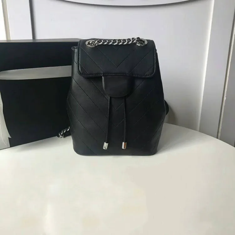 

WW06369 Fashionable Luxury Backpack Simple Portable Folding Europe Designer Backpack Famous Brand Runway Luggage Bag
