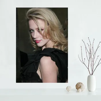 

Custom Amber Heard Canvas Poster Bedroom Home Decoration Wall Poster Art Print Silk Fabric Gift For Children 50x75CM,60x90CM