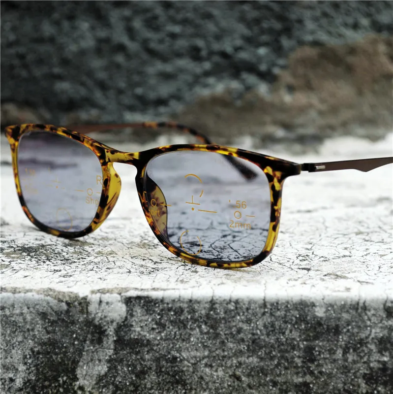 

High quality fashion square sun photochromic presbyopia sunglasses women sexy leopard multifocal progressive reading glasses NX
