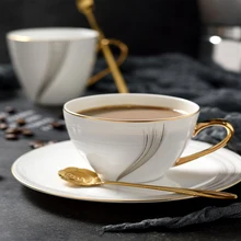 Европейская кофейная чашка, чашка из костяного фарфора, кружка, чашка и блюдца, набор ложек, дизайн tazas de cafe, чашка эспрессо, Европейский кофе 220-300 мл