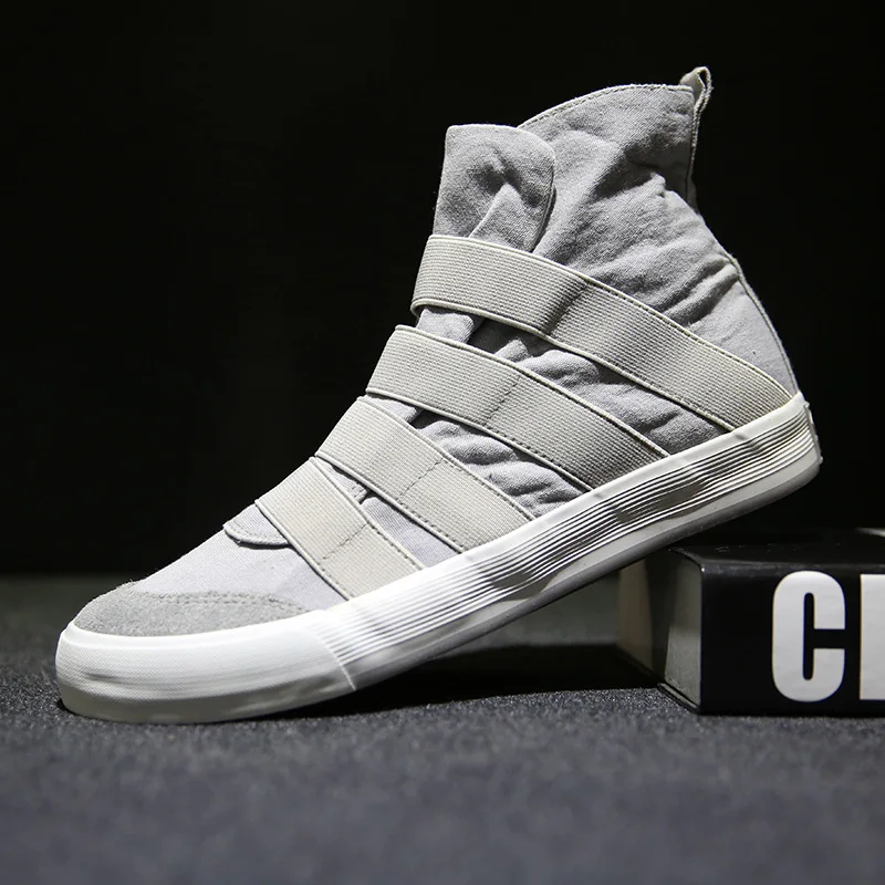 

QWEDF 2019 New High Top Men Shoes Flats Slip On Casual Shoes Male Canvas Shoes Plimsolls Espadrilles Man Trainers A8-124