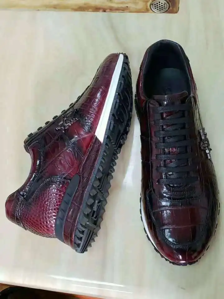 Рисунок 3 - Мужские крокодиловые туфли из натуральной кожи