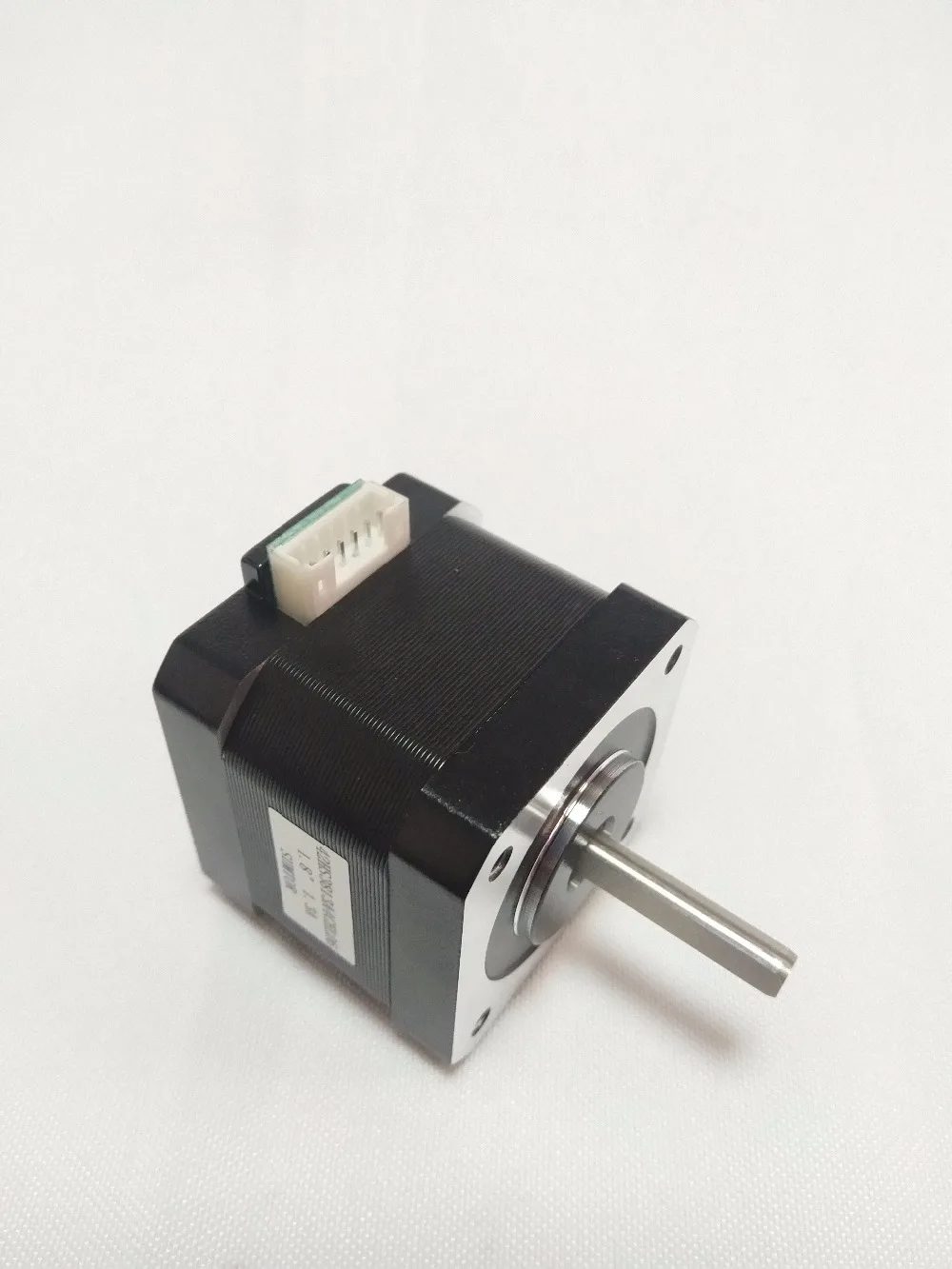

4pcs/lot NEMA17 stepper Motor 1.3A Body Length 48mm CE Rohs Stepping Motor