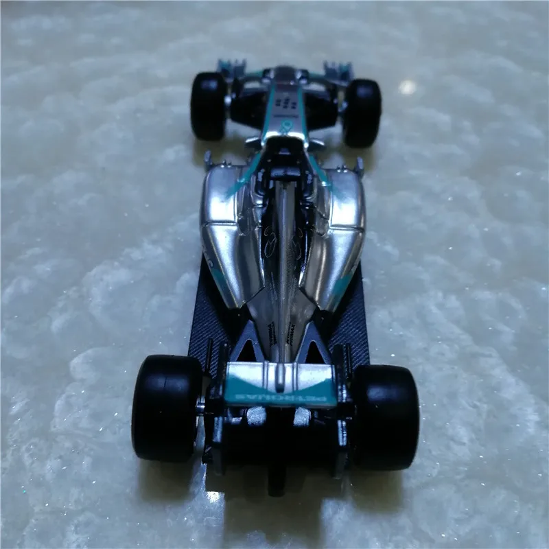 Имитатор в масштабе 1:43 металлический автомобиль F1 Benz Модель гоночного