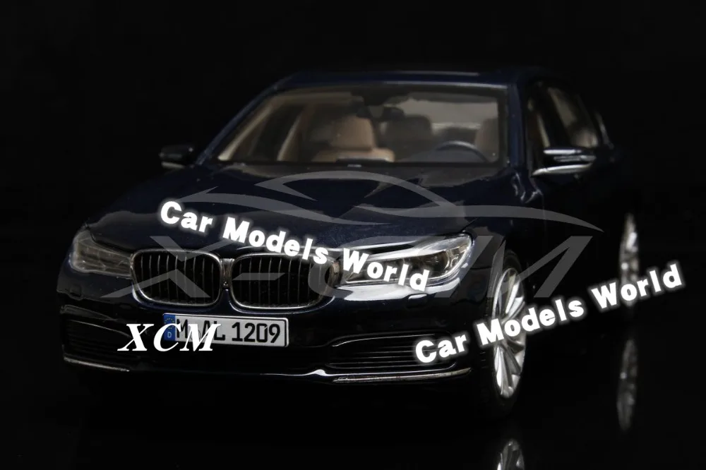 

Diecast Car Model for All New 7 Series 750 Li 2017 1:18 (Dark Blue) + SMALL GIFT!!!!!!!